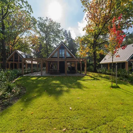 Prázdninový dům In With Garden View