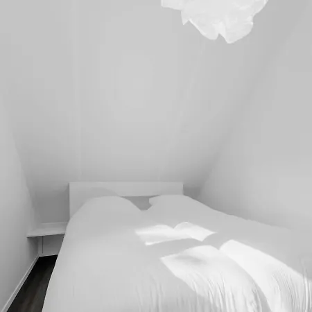 In With Garden View *