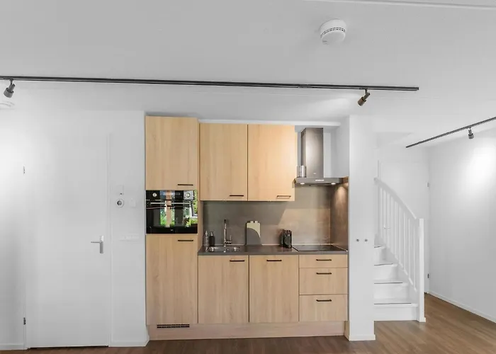 In With Garden View *