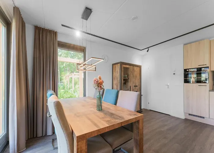 In With Garden View *