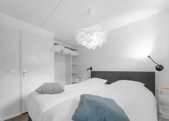 Feriehus In With Garden View