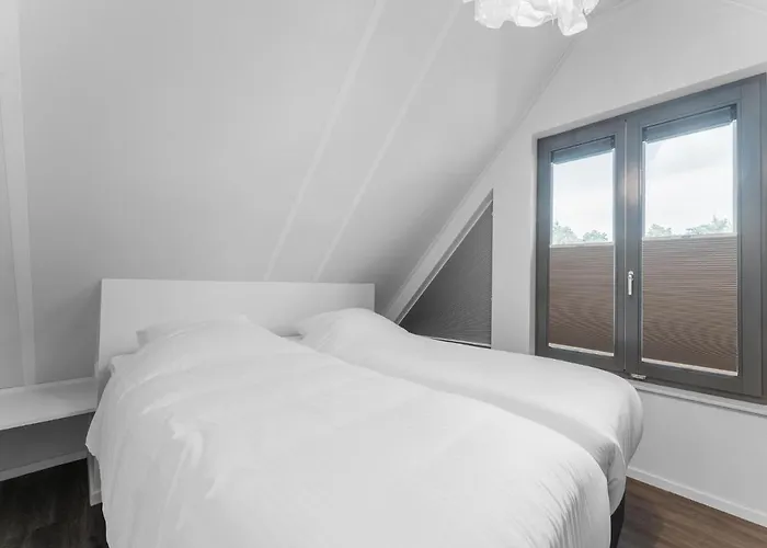 Feriehus In With Garden View